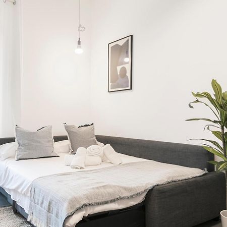 Beautiful Flat Fully Furnished In P.Ta Romana Milánó Kültér fotó