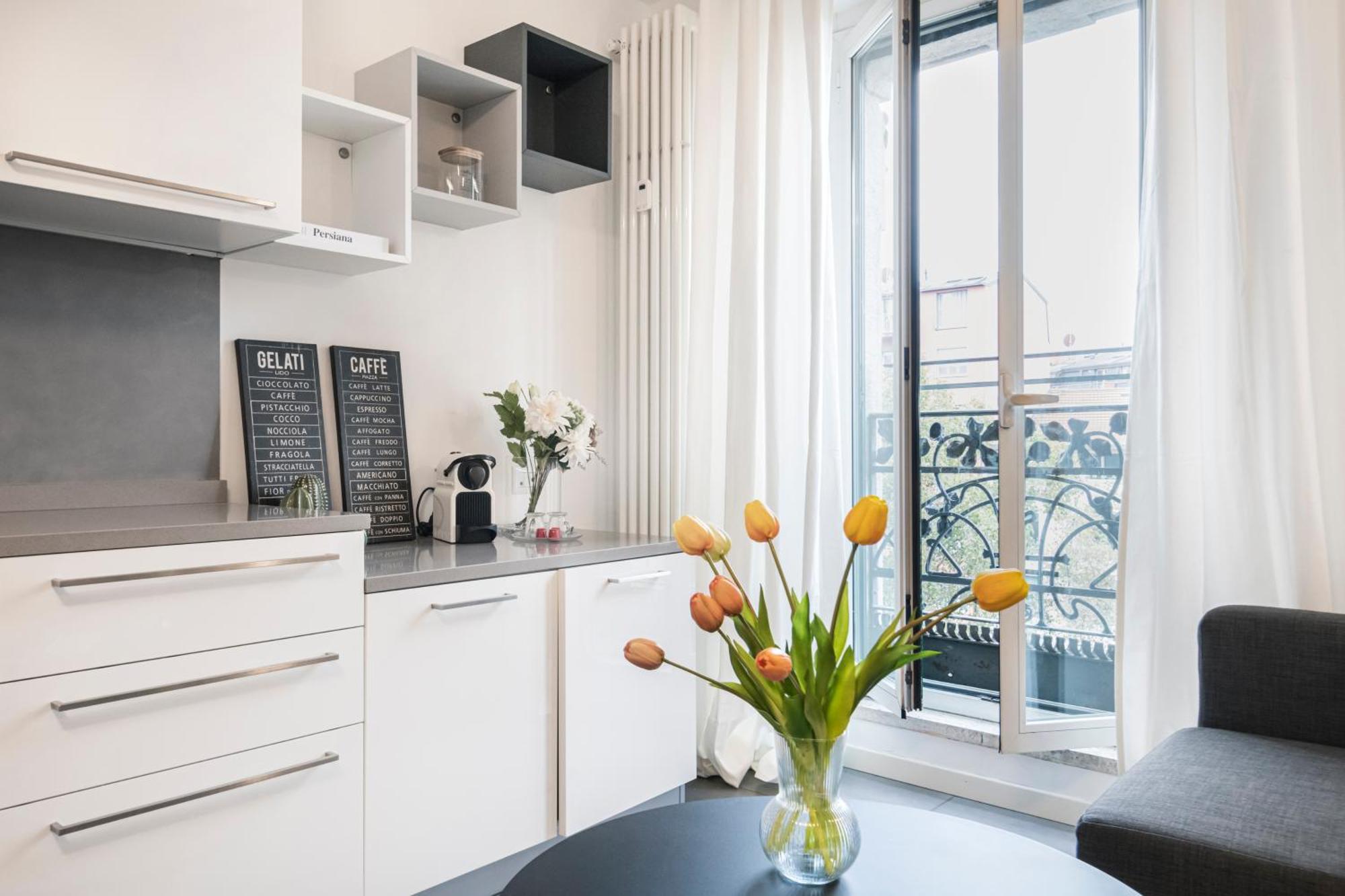Beautiful Flat Fully Furnished In P.Ta Romana Milánó Kültér fotó